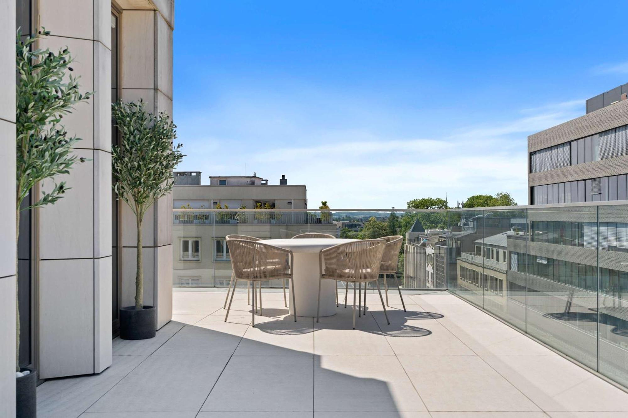 Voya Residence Zenit Royal - Luxury Apart Hotel Rooftop Views & Concierge Luxembourg Exterior photo