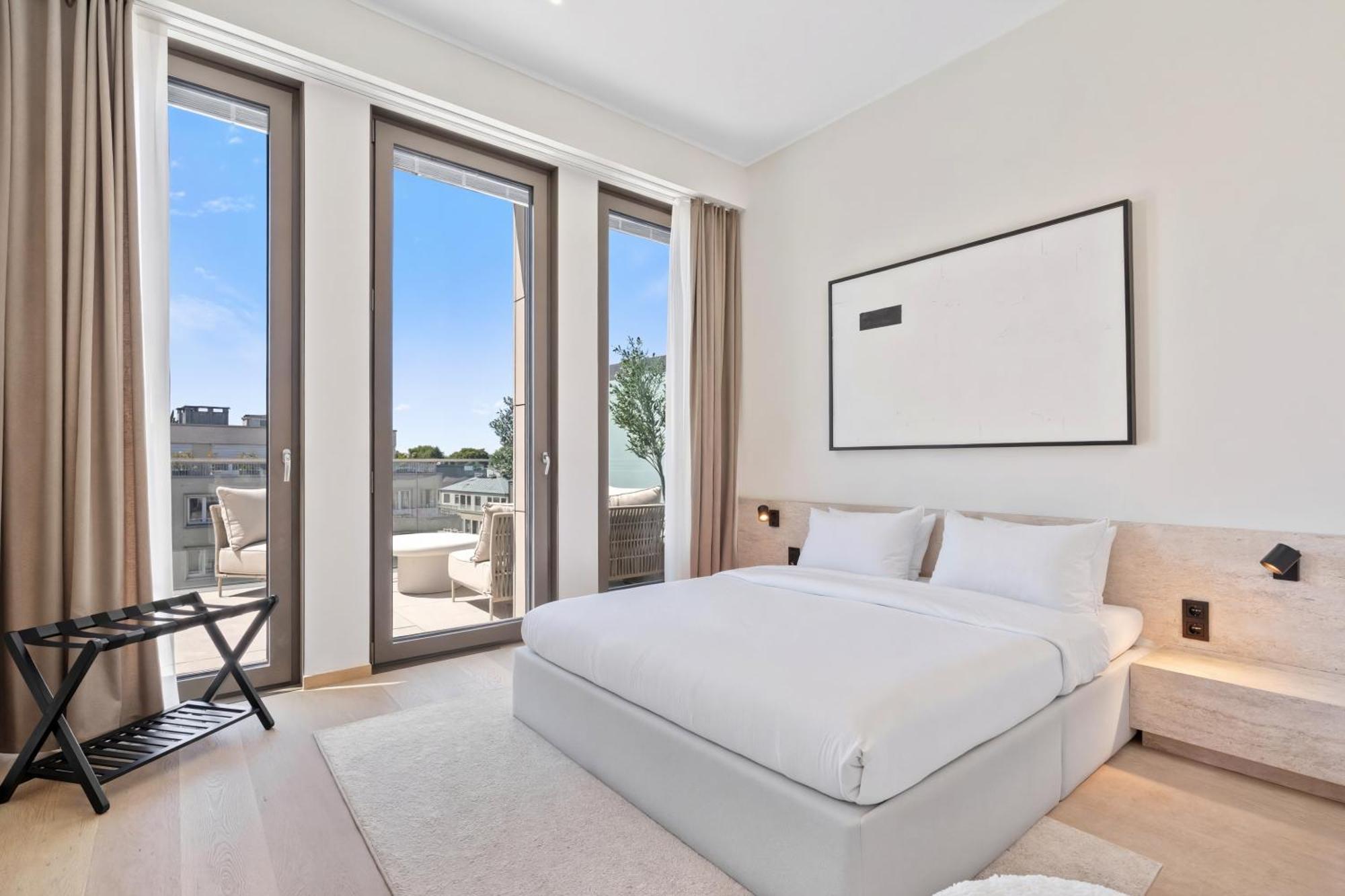 Voya Residence Zenit Royal - Luxury Apart Hotel Rooftop Views & Concierge Luxembourg Exterior photo