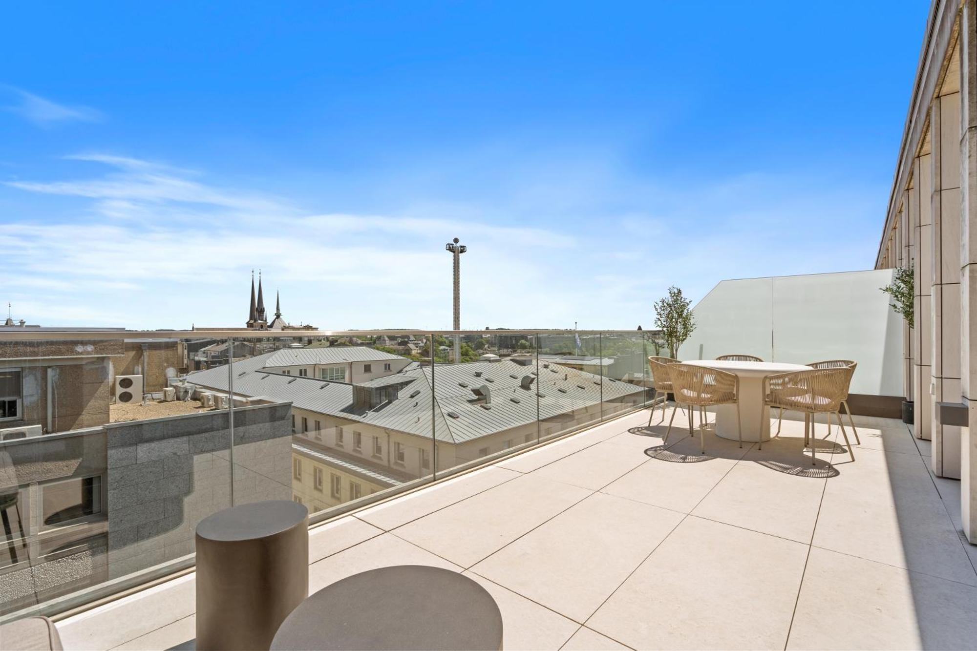 Voya Residence Zenit Royal - Luxury Apart Hotel Rooftop Views & Concierge Luxembourg Exterior photo
